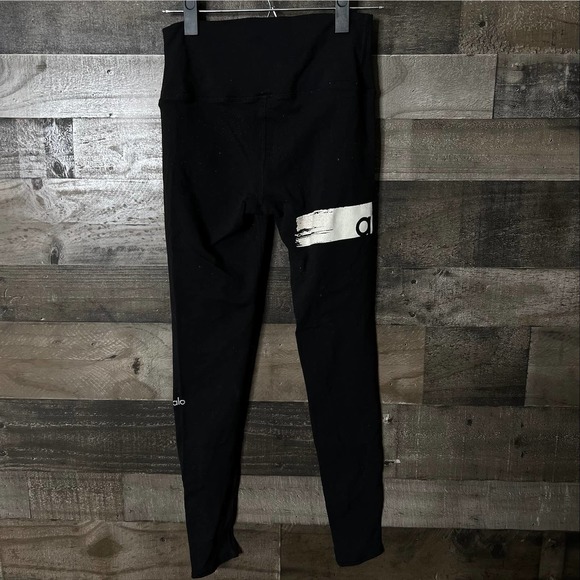 SOLD ALO Yoga Leggings XS - Picture 4 of 6